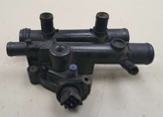 PATHFINDER III R51 2.2 2.5 DCI Master 2 8200262237 Renault Nissan Termostato