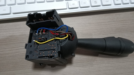 8201167988 Interruptor de coluna de direção para Dacia Dokker Lodgy Logan Sandero Car Fitment Europe