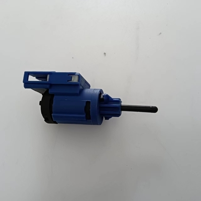 1J0 927 189 Interruptor de segurança de arranque de embreagem feito de plástico ABS para Audi/Volkswagen