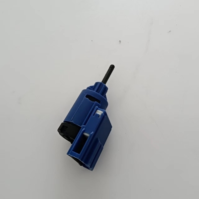 1J0 927 189 Interruptor de segurança de arranque de embreagem feito de plástico ABS para Audi/Volkswagen