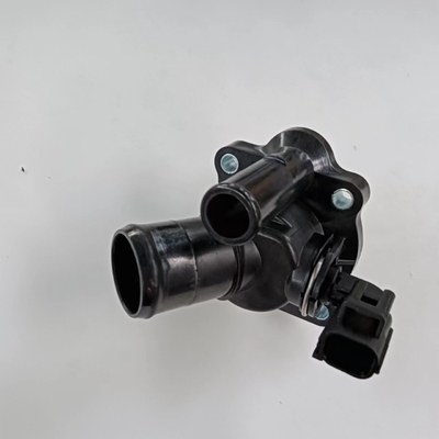 OE NO. 1S7Z-8575-AF Conjunto de caixa do termostato do refrigerante do motor para Ford Focus 2009-2011