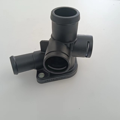 Flange de mangueira de refrigeração de radiador de plástico para VW Jetta e durável certificado IATF16949