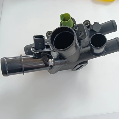 06A121111A Termostato do motor para VW AUDI SKODA Bora Golf IATF16949