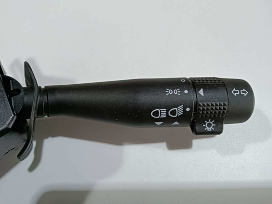 Escort HB Indicador de faróis e interruptor do limpador 95AG11K665DA para a coluna de direção