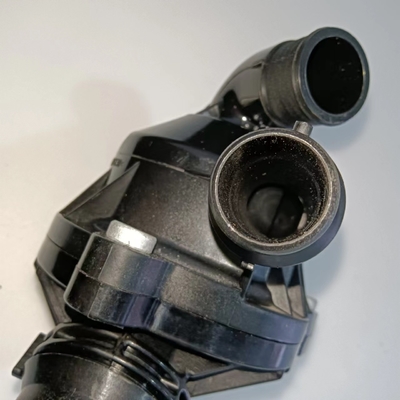 Montagem de caixa do termostato do refrigerante do motor do carro para BMW X6 ano 2006-2013 Metal plástico