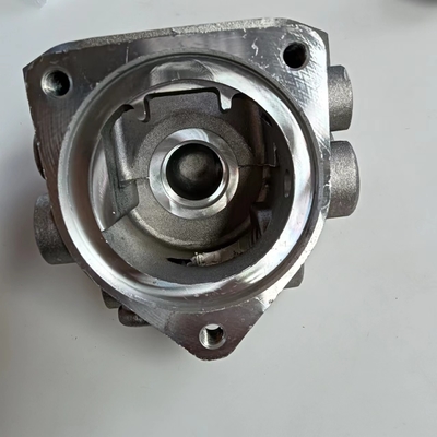 8-97352105-0 Tubo de saída de água especificamente para requisitos de substituição/reparação da Isuzu