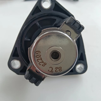 Montura de caixa de termostato 16031-0P010 16031-31011 para Toyota TACOMA TUNDRA