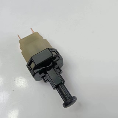 Lâmpada de travão de desempenho 2P / 24515036 para o Chevrolet N300 / N300P