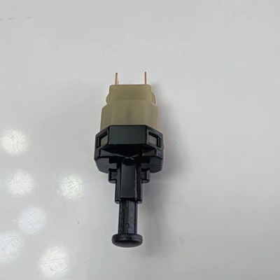 Lâmpada de travão de desempenho 2P / 24515036 para o Chevrolet N300 / N300P