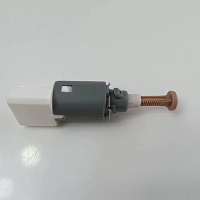 Opel Daewoo Chevrolet Interruptor de luz de travão 25320-00Q0A Fits 93197675 8200168238 4155450009