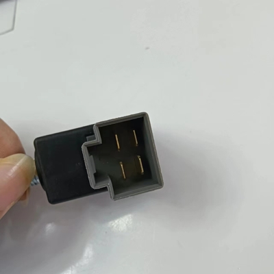 FUNDADOR DE LUZ DE FRENO adequado para a Hyundai 9381038110 9381038100 938103K000 938101C800