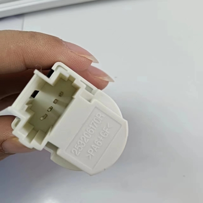 Renault 25320-6170R Lâmpada de travagem com interruptor para fixação/reparação/substituição