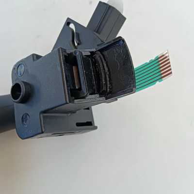 OE NO. 6239. Z5 Comutador de coluna de direção automotiva para Citroen C3 C4 C5 C8 206 207 307 406 407 807 1007
